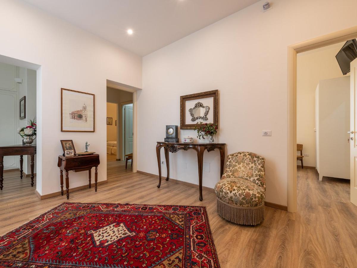 קליארי B&B Palazzo Merello מראה חיצוני תמונה
