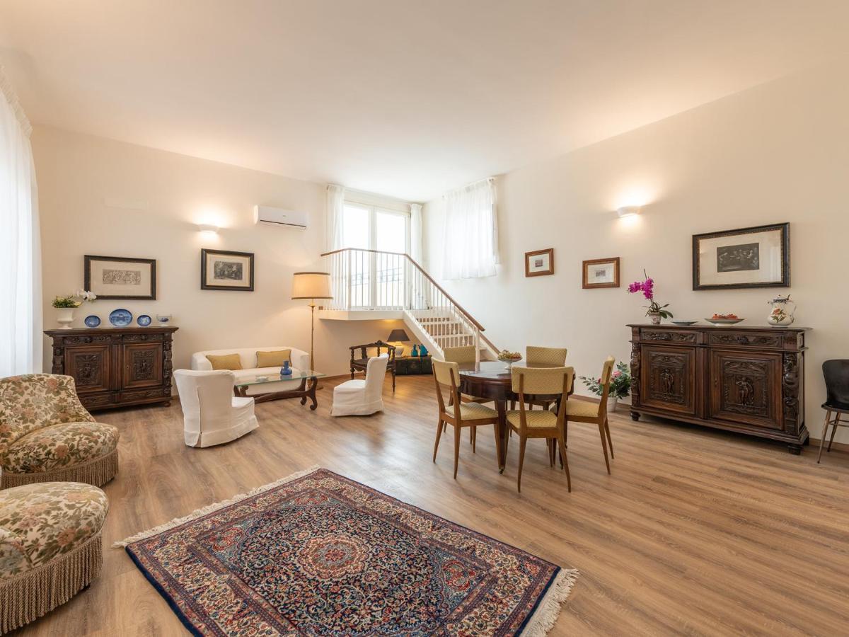 קליארי B&B Palazzo Merello מראה חיצוני תמונה