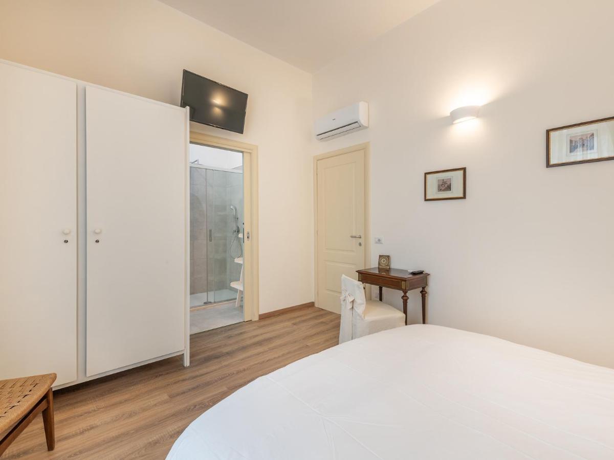 קליארי B&B Palazzo Merello מראה חיצוני תמונה