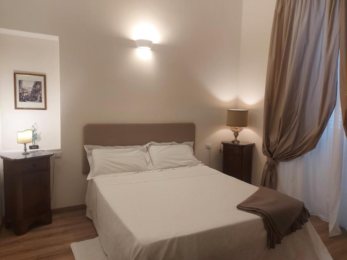 קליארי B&B Palazzo Merello מראה חיצוני תמונה